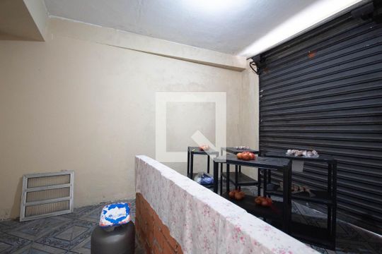 Garagem de casa à venda com 2 quartos, 170m² em Novo Osasco, Osasco