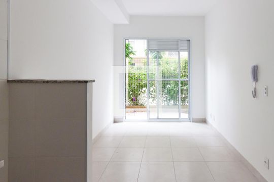 Kitnet/Studio à venda com 1 quarto, 27m² em Ferreira, São Paulo