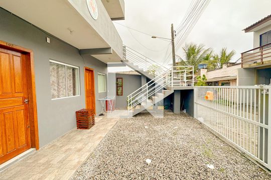 Área Comum  de kitnet/studio para alugar com 1 quarto, 25m² em Ingleses do Rio Vermelho, Florianópolis