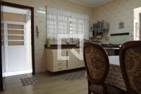Cozinha de casa à venda com 3 quartos, 138m² em Vila Barbosa, São Paulo