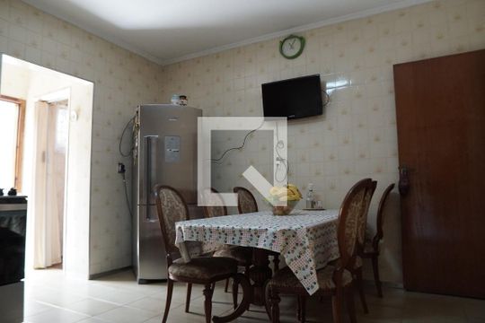 Cozinha de casa à venda com 3 quartos, 138m² em Vila Barbosa, São Paulo