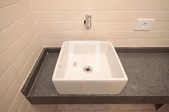 Banheiro da Suíte de apartamento à venda com 1 quarto, 40m² em República, São Paulo