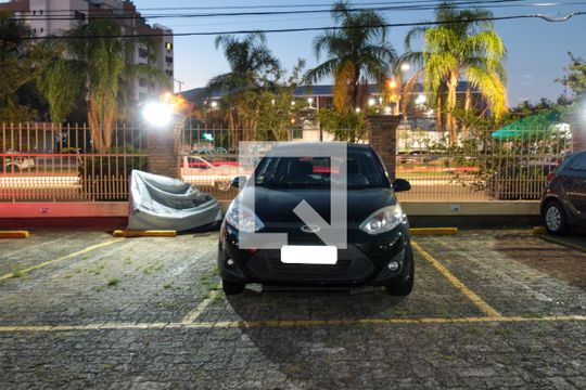 Garagem de apartamento à venda com 2 quartos, 57m² em Centro, Canoas