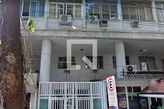 Fachada de kitnet/studio à venda com 1 quarto, 44m² em Copacabana, Rio de Janeiro