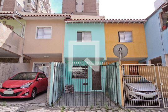 Fachada de casa de condomínio à venda com 2 quartos, 100m² em Vila Marina, São Paulo
