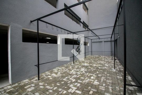 bicicletario de kitnet/studio para alugar com 1 quarto, 25m² em Santana, São Paulo