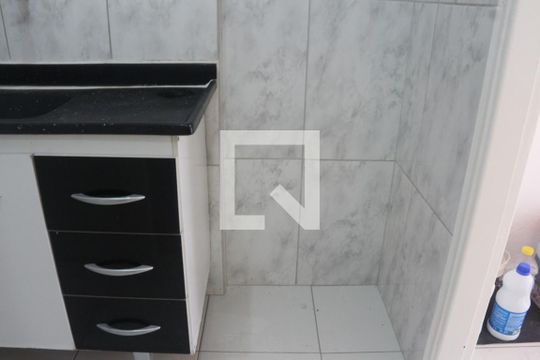 Cozinha de apartamento para alugar com 1 quarto, 25m² em Centro, São Vicente