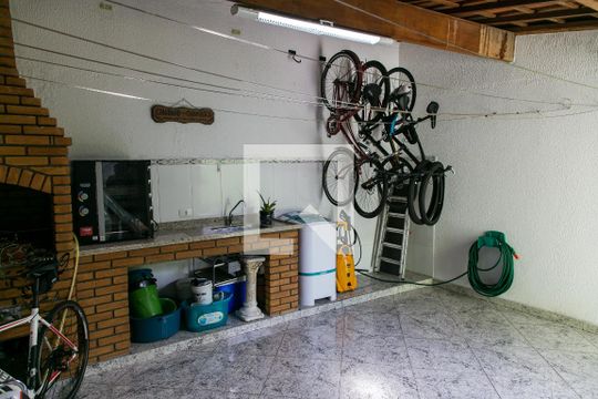 Quintal de casa à venda com 3 quartos, 180m² em Vila Nova Carolina, São Paulo