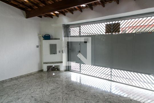 Garagem de casa à venda com 3 quartos, 180m² em Vila Nova Carolina, São Paulo