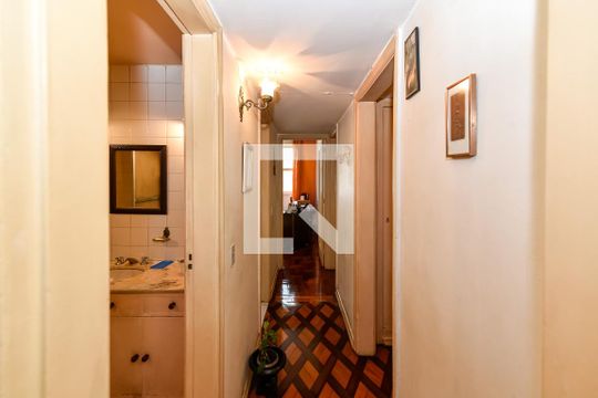 Corredor de apartamento à venda com 3 quartos, 150m² em Copacabana, Rio de Janeiro