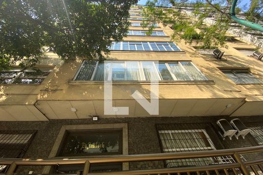 Fachada de apartamento à venda com 3 quartos, 150m² em Copacabana, Rio de Janeiro