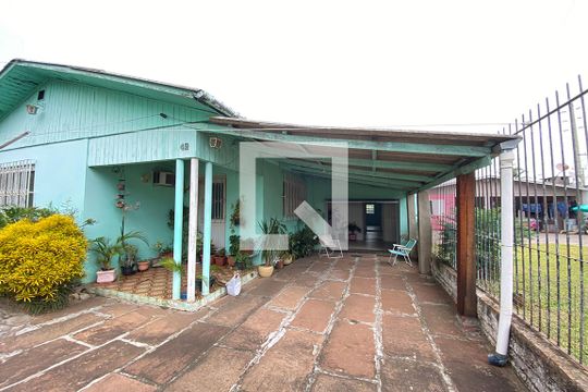 Garagem de casa à venda com 3 quartos, 110m² em Liberdade, Novo Hamburgo