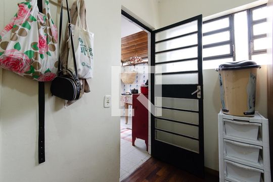 Quarto de Serviço de casa à venda com 4 quartos, 248m² em Cristal, Porto Alegre
