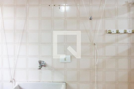Área de Serviço de apartamento à venda com 1 quarto, 84m² em Vila Romana, São Paulo