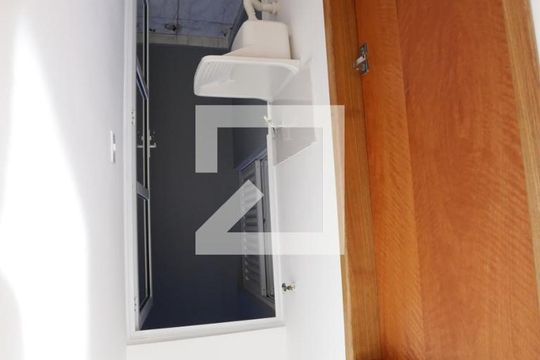 Área de Serviço de kitnet/studio para alugar com 1 quarto, 25m² em Parque Císperfa, São Paulo
