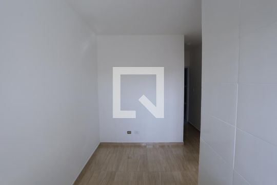 Sala de kitnet/studio para alugar com 1 quarto, 25m² em Parque Císperfa, São Paulo