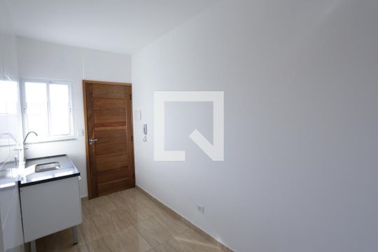 Kitnet/Studio para alugar com 1 quarto, 25m² em Parque Císperfa, São Paulo