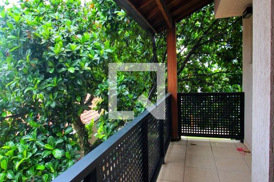 Varanda da Suíte de casa à venda com 4 quartos, 400m² em Vila Valparaiso, Santo André