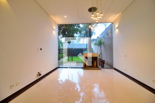 Sala de casa à venda com 4 quartos, 400m² em Vila Valparaiso, Santo André