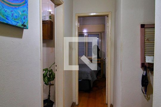 Corredor de apartamento para alugar com 2 quartos, 66m² em Centro, Santo André