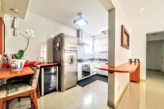 Apartamento à venda com 3 quartos, 182m² em Pampulha, Belo Horizonte