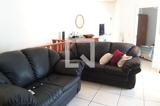 Apartamento para alugar com 5 quartos, 224m² em Castelo, Belo Horizonte