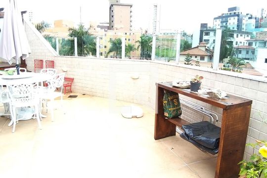 Apartamento para alugar com 5 quartos, 224m² em Castelo, Belo Horizonte