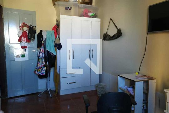 Casa à venda com 3 quartos, 140m² em Ipiranga, Belo Horizonte
