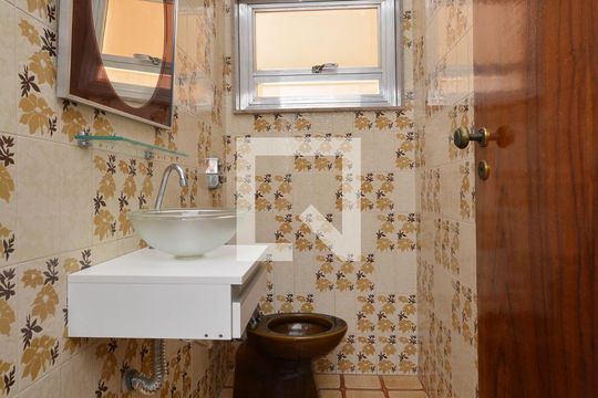 Lavabo de casa à venda com 4 quartos, 291m² em Jardim Maia, Guarulhos