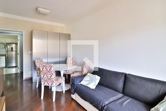 Sala de apartamento para alugar com 2 quartos, 77m² em Carmo, Belo Horizonte