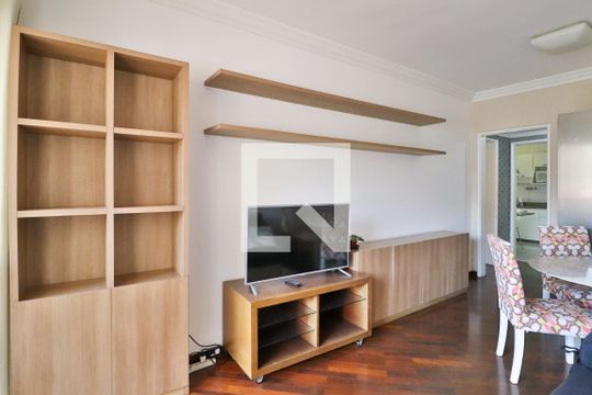 Sala de apartamento para alugar com 2 quartos, 77m² em Carmo, Belo Horizonte