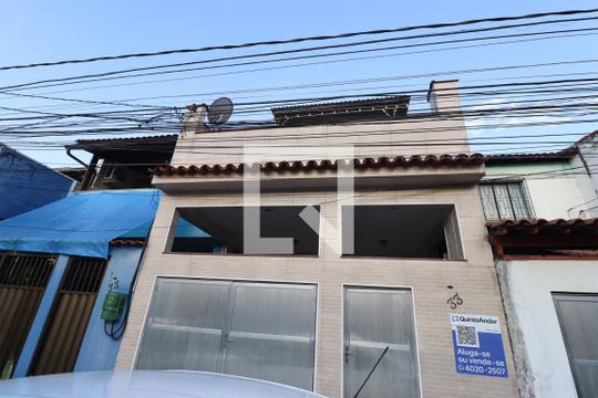 Fachada de casa de condomínio à venda com 2 quartos, 200m² em Irajá, Rio de Janeiro