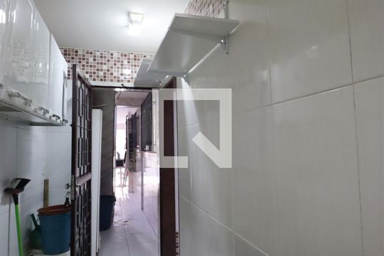 Área de serviço de casa de condomínio à venda com 2 quartos, 200m² em Irajá, Rio de Janeiro