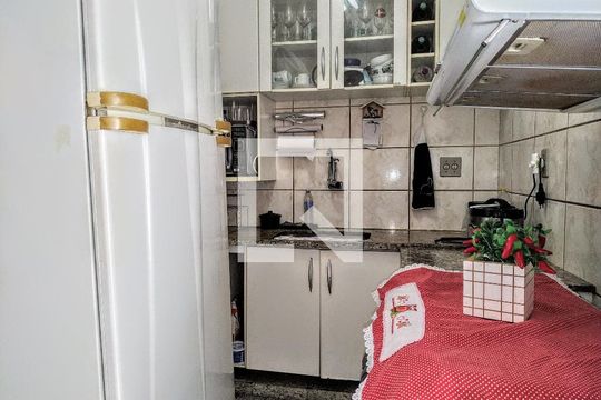 Apartamento à venda com 2 quartos, 188m² em Sagrada Família, Belo Horizonte