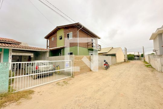 Área comum de kitnet/studio para alugar com 1 quarto, 20m² em São João do Rio Vermelho, Florianópolis