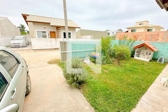 Área comum de kitnet/studio para alugar com 1 quarto, 20m² em São João do Rio Vermelho, Florianópolis