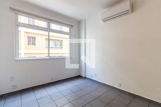 Sala de apartamento para alugar com 1 quarto, 45m² em Jardim Paulistano, São Paulo