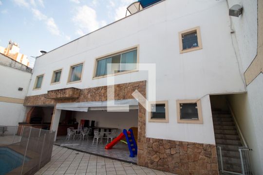 Fachada de casa para alugar com 4 quartos, 573m² em Parque São Jorge, São Paulo