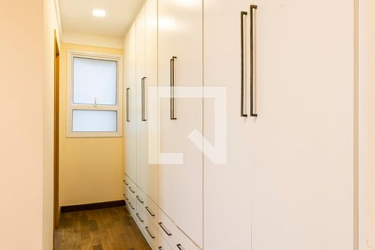 Suíte 1 - Armários de apartamento para alugar com 4 quartos, 206m² em Jardim Anália Franco, São Paulo