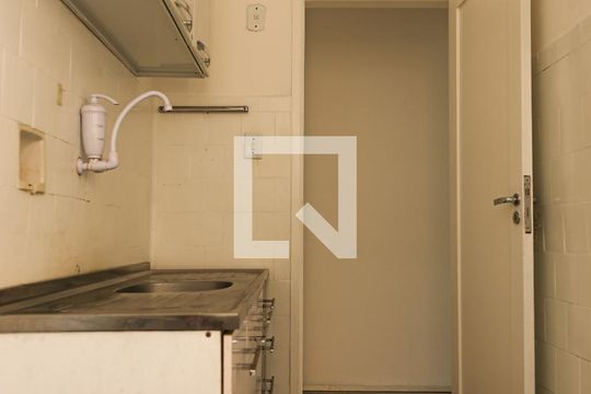 Cozinha de apartamento para alugar com 1 quarto, 40m² em Botafogo, Rio de Janeiro