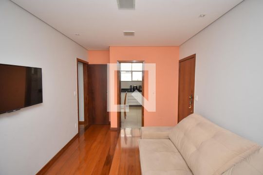 Apartamento à venda com 3 quartos, 190m² em Prado, Belo Horizonte