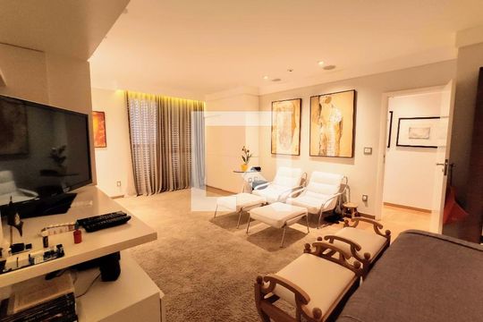 Apartamento à venda com 3 quartos, 587m² em Belvedere, Belo Horizonte