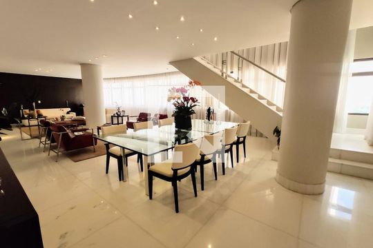 Apartamento à venda com 3 quartos, 587m² em Belvedere, Belo Horizonte