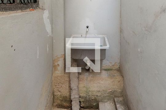 Área de Serviço de apartamento para alugar com 3 quartos, 52m² em Encantado, Rio de Janeiro