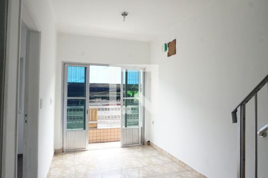 Casa à venda com 3 quartos, 281m² em Vila Ré, São Paulo