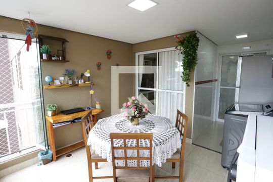 Apartamento à venda com 2 quartos, 56m² em Parque Boturussu, São Paulo