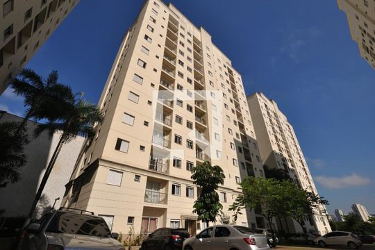 Fachada de apartamento para alugar com 2 quartos, 50m² em Vila Firmiano Pinto, São Paulo