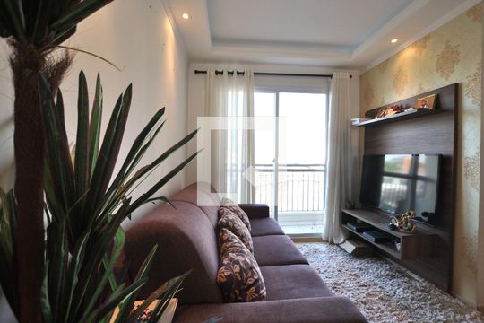 Sala de apartamento para alugar com 2 quartos, 50m² em Vila Firmiano Pinto, São Paulo