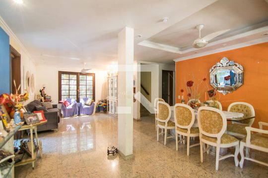 Casa de Condomínio à venda com 5 quartos, 320m² em Anil, Rio de Janeiro