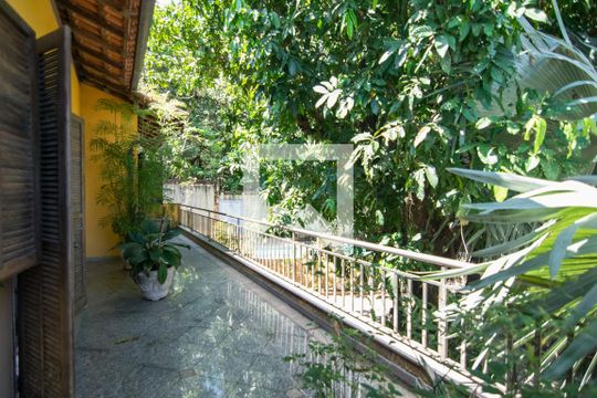 Varanda Suite de casa de condomínio à venda com 5 quartos, 320m² em Anil, Rio de Janeiro